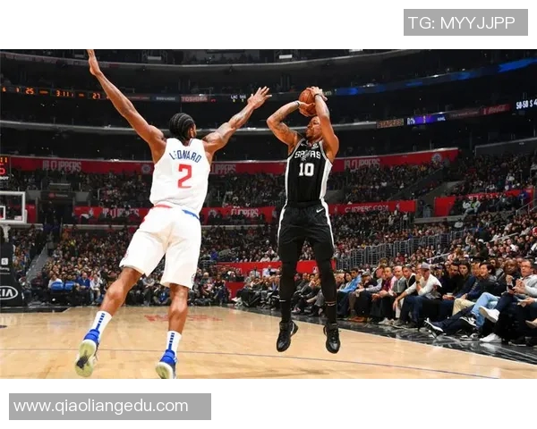 马刺疯狂交易提议三人加六首轮全力争夺杰伦布朗 马刺疯狂交易提议三人加六首轮全力争夺杰伦布朗